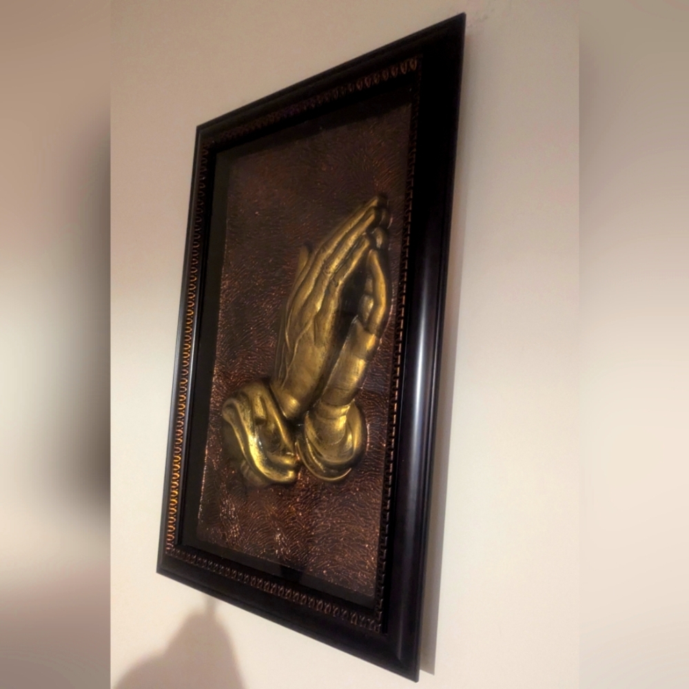 Vintage praying hands, gold praying hands, gold 3D praying hands, religious